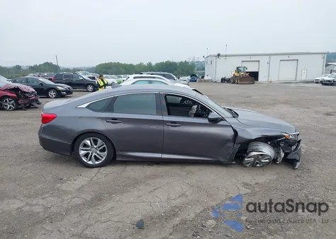 2020 Honda Accord Lx z USA, uszkodzony, nr VIN 1HGCV1F18LA108872